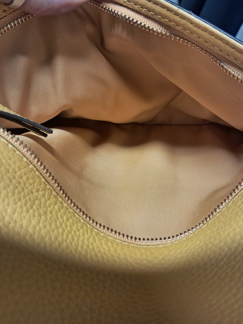 Tory Burch McGraw Yellow Pebbled Leather Crossbody Flap Bag Clutch - Picture 8 of 10